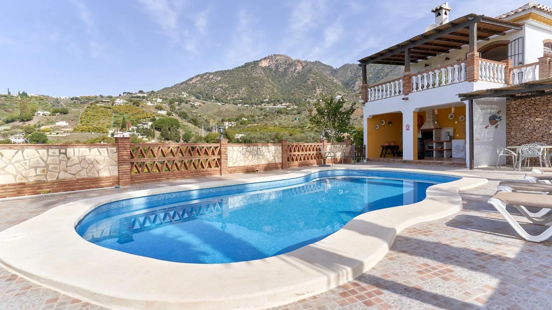 פריחיליאנה Villa Conchi
